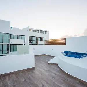 Best And Penthouses With Jacuzzi Pool In Pdc! Playa del Carmen