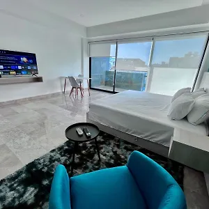 Apartamento 1 Bd Location! Gym, Pool, Playa del Carmen